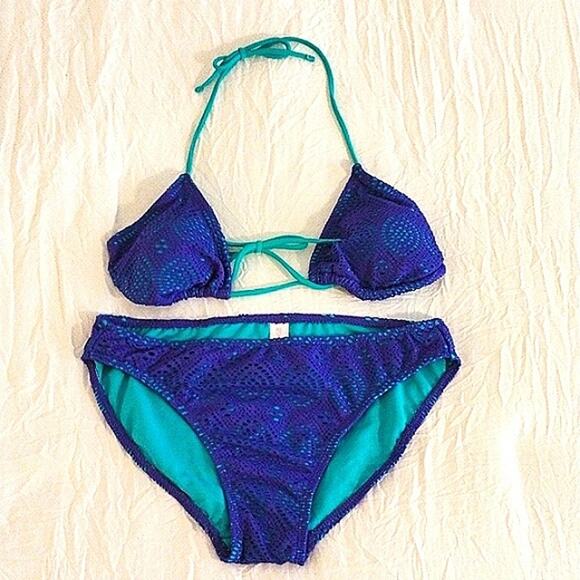 Crochet Eyelet Lace Bikini Sz M BLUE Triangle Bathing Suit Spaghetti Straps NEW - Picture 8 of 15